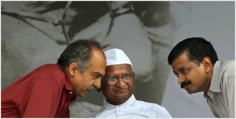 Cracks, Lokpal Bill, Anna Hazare, Prashant Bhushan, Arvind Kejriwal