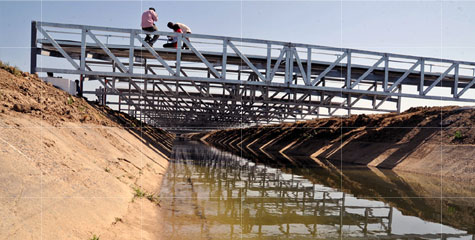 canal-top Solar Power Project, Gujarat State Electricity Corporation, GSECL, Sardar Sarovar, Narmada, SSNNL, solar power india, ibtl gujarat